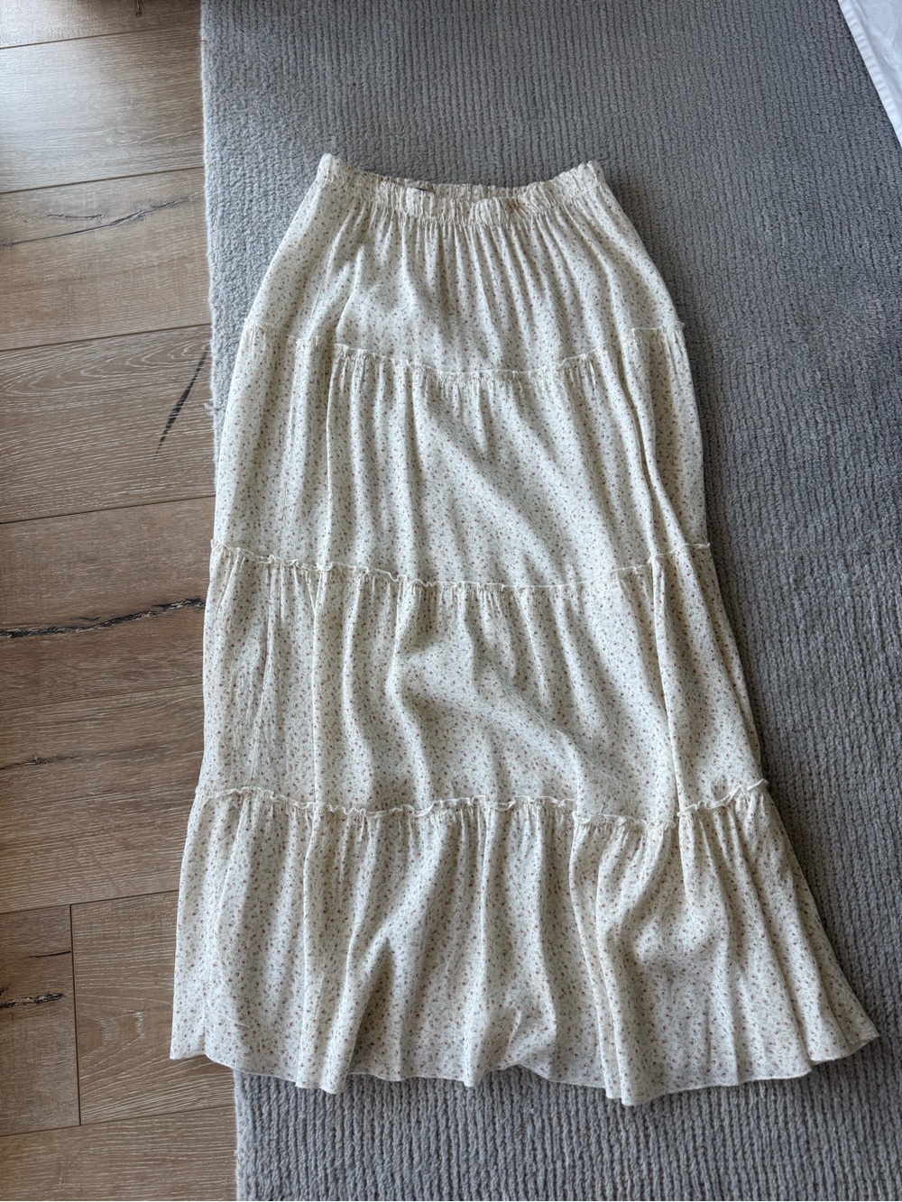 Brandy Melville Cream Floral Maxi Skirt